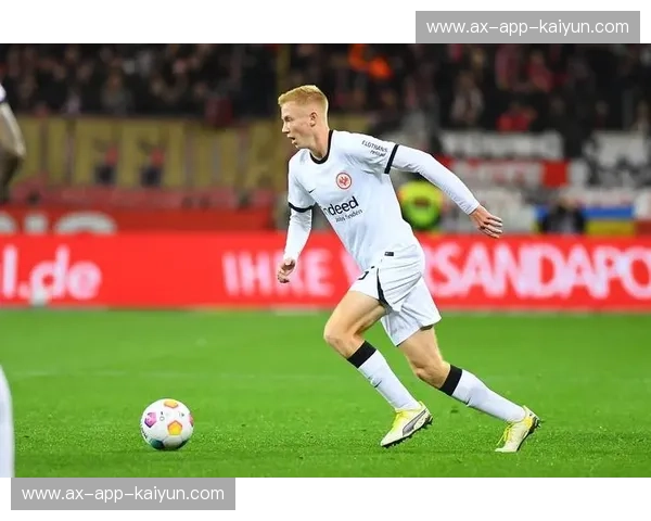 枪炮与雄狮的史诗对决：阿森纳vs加拉塔萨雷，一场超越足球的荣耀之战